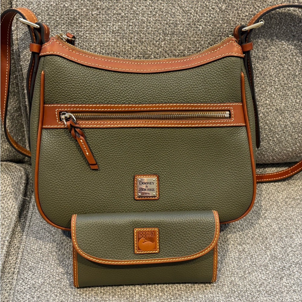 Dooney & Bourke crossbody purse and matching wallet set